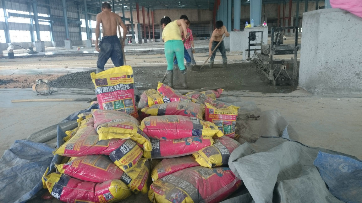 非金属骨料耐磨地坪